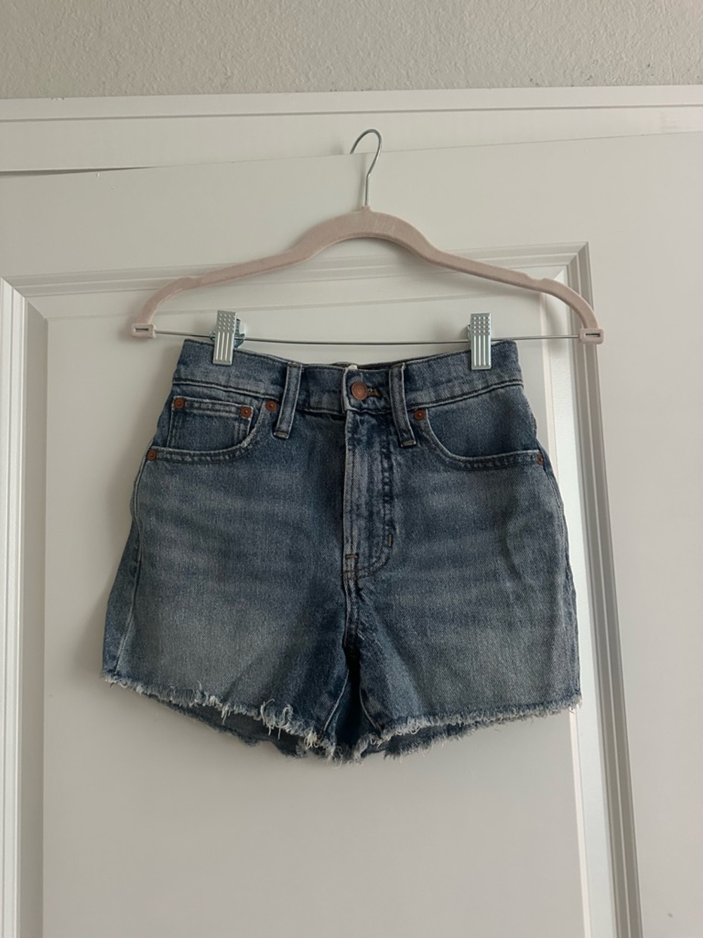 Madewell Frayed Hem Denim Shorts - Blue Wash